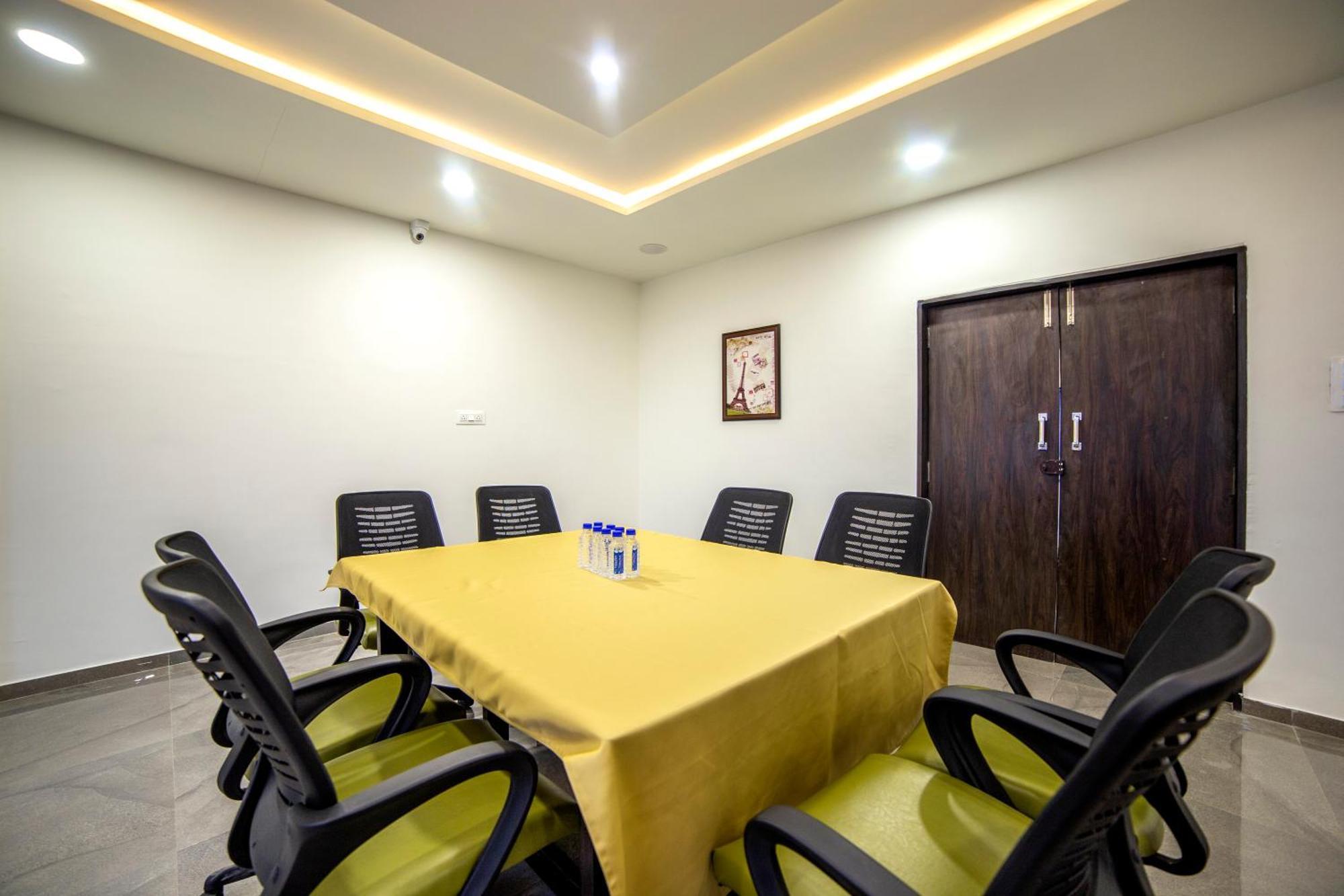 Hotel Shivalik - Mehsana Mahesana Eksteriør bilde