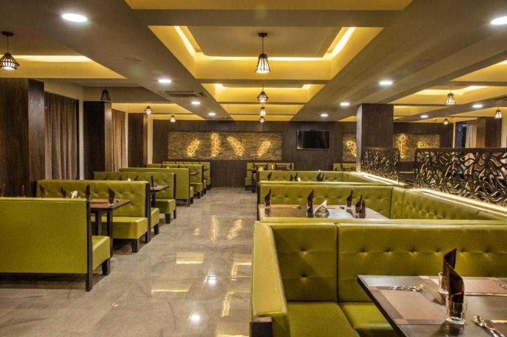 Hotel Shivalik - Mehsana Mahesana Eksteriør bilde