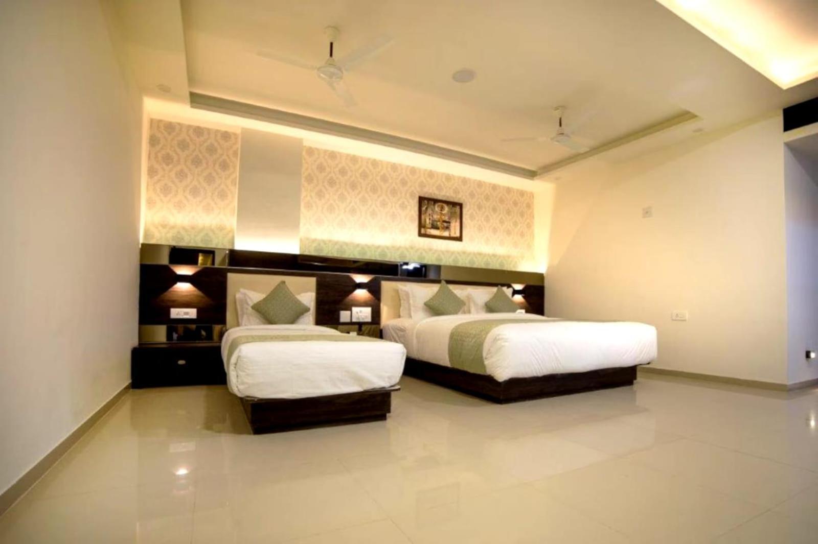 Hotel Shivalik - Mehsana Mahesana Eksteriør bilde